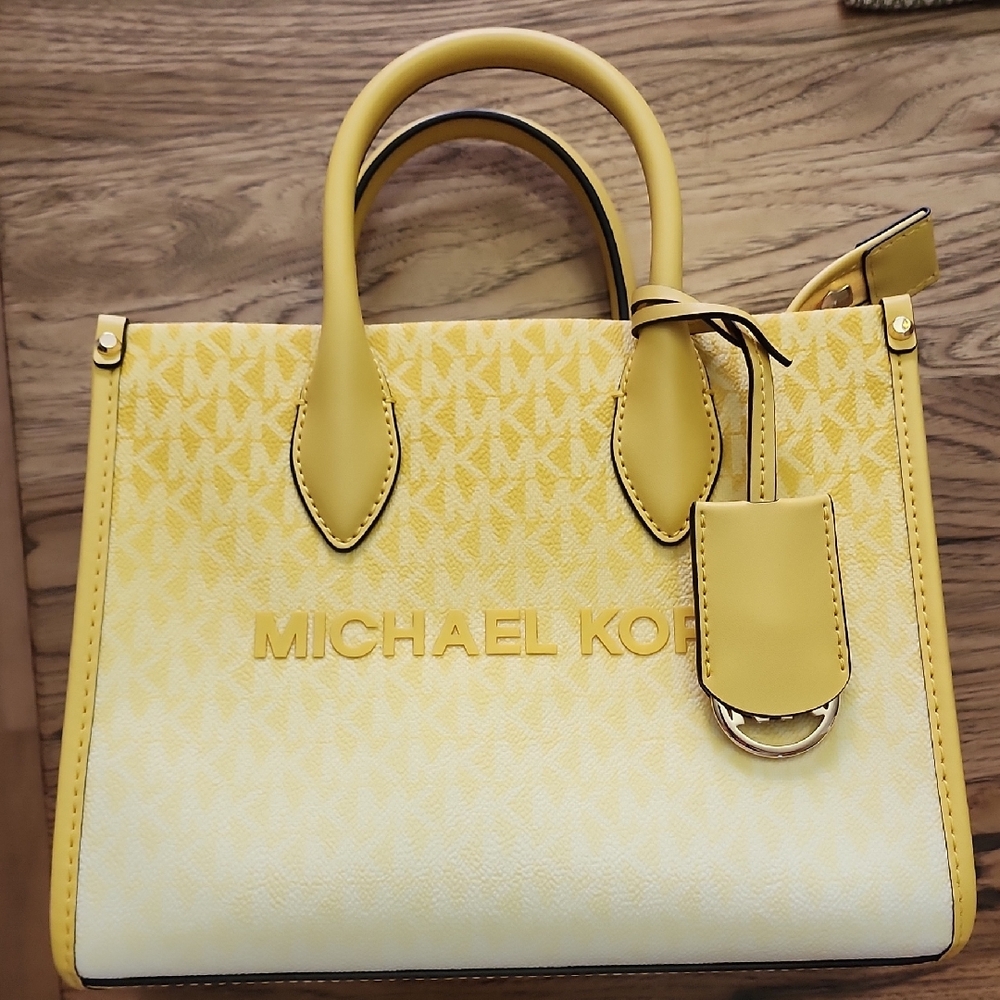 NWT Michael Kors Lemon Satchel
